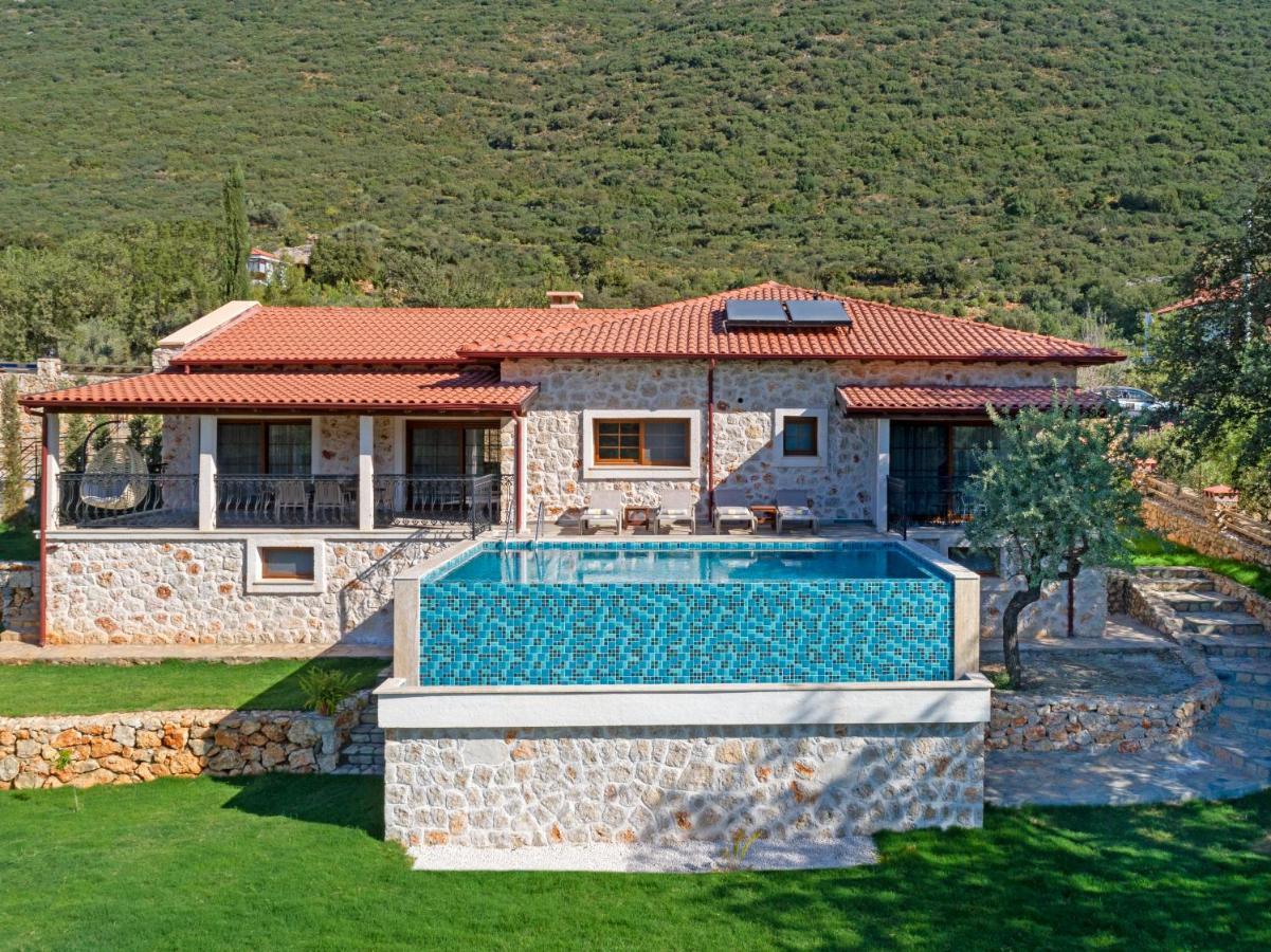 Kairos מלון